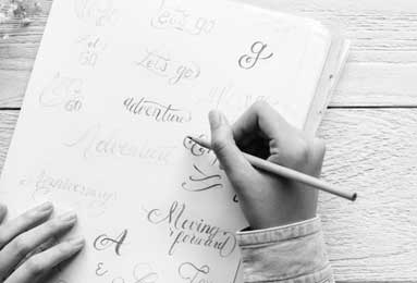 随着皇马1-2被绝杀，马竞4-2，西甲最新积分榜出炉！巴萨机会来了